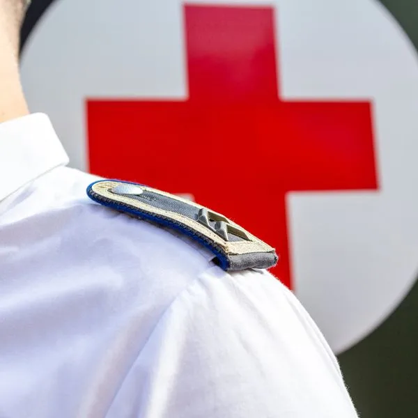 Bundeswehr Rotes Kreuz Foto iStock huettenhoelscher
