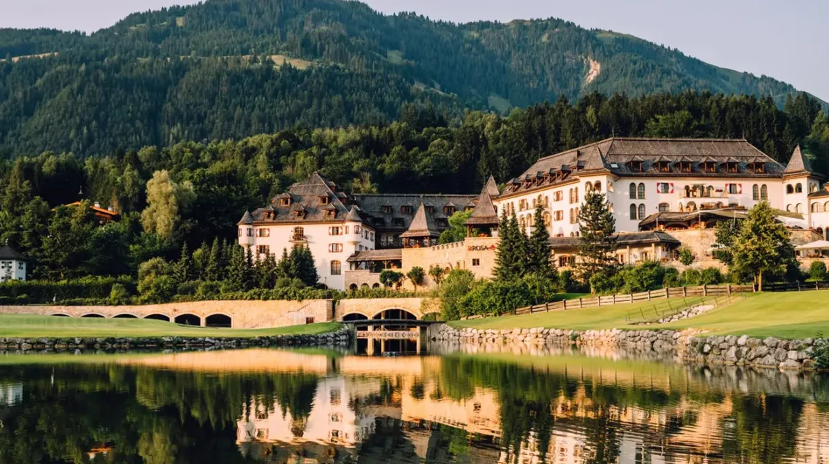 4ef58b41f299-Screenshot-2025-04-03-113709 A-Rosa Kitzbühel, Schlosshotel Kitzbühel