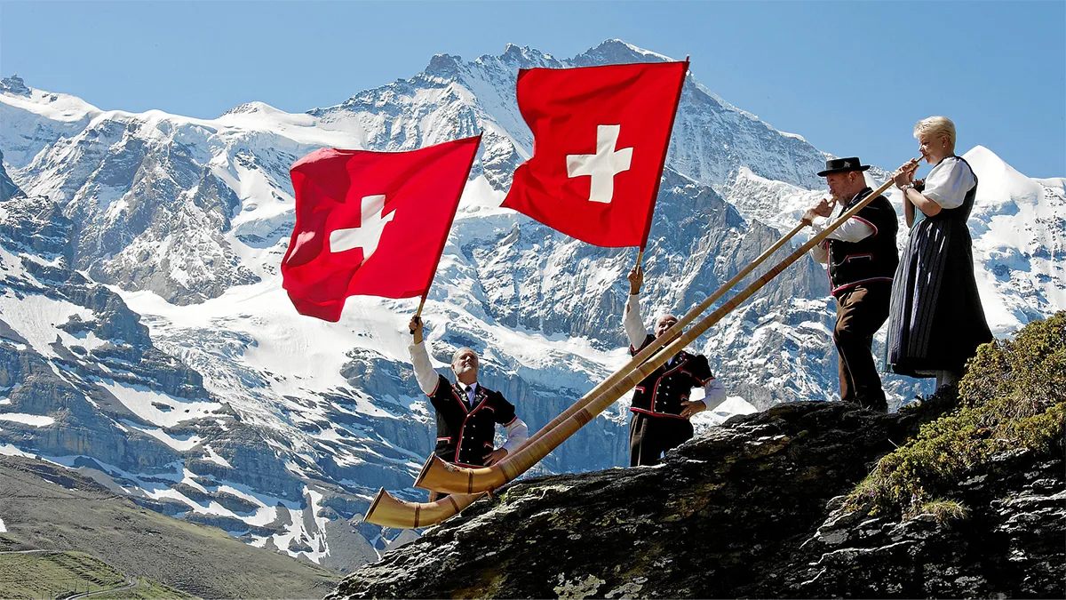 Schweiz Alphornbläser Foto Schweiz Tourismus Schweiz Alphornbläser Foto Schweiz Tourismus.jpg