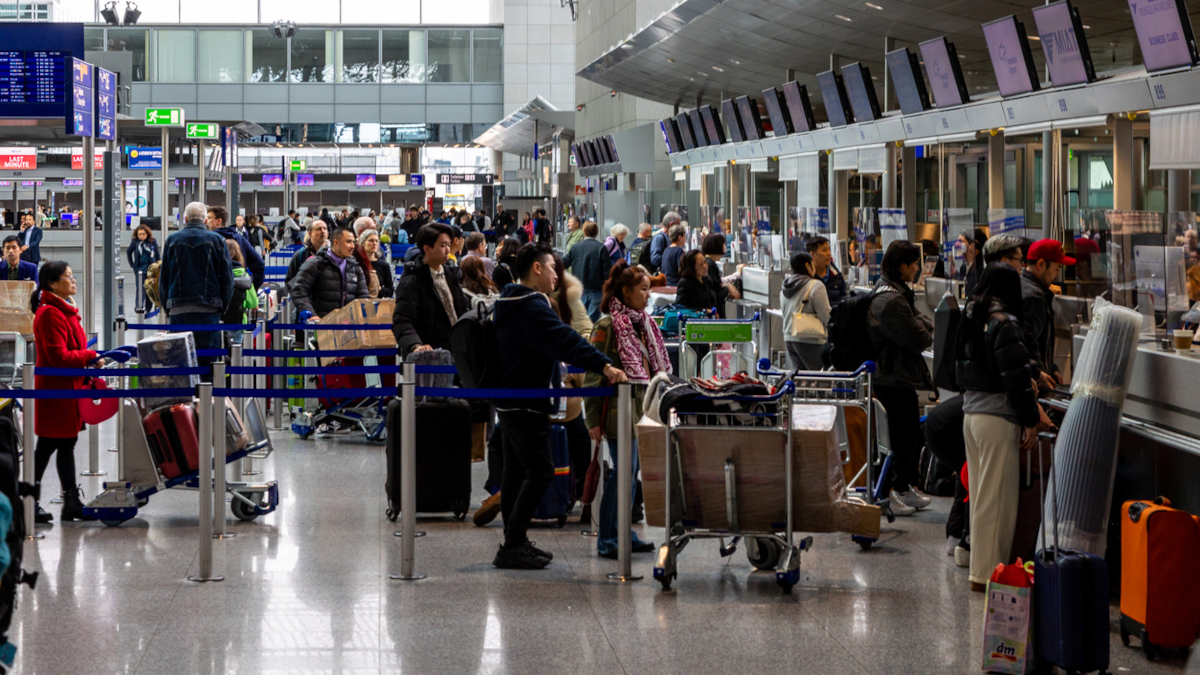 Flughafen Check-in Abfertigung