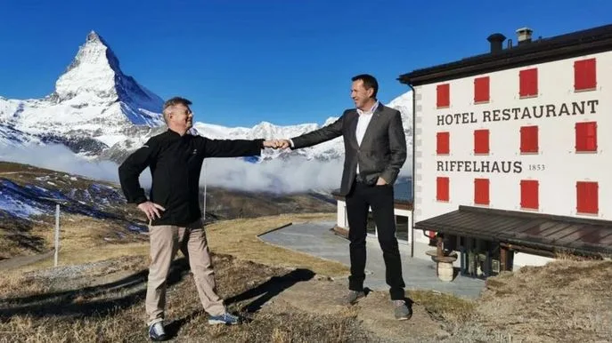 Hotel Riffelhaus Zermatt Jürgen Marx GM rechts Foto ZVG Hotel Riffelhaus Zermatt Jürgen Marx GM rechts Foto ZVG