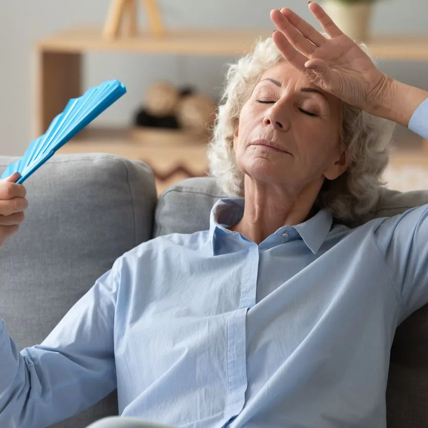 Hitze Erschöpfung heiße Tage Foto iStock fizkes