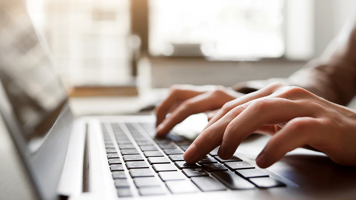 Computer Tastatur Foto iStock golubovy Computer Tastatur Foto iStock golubovy.jpg