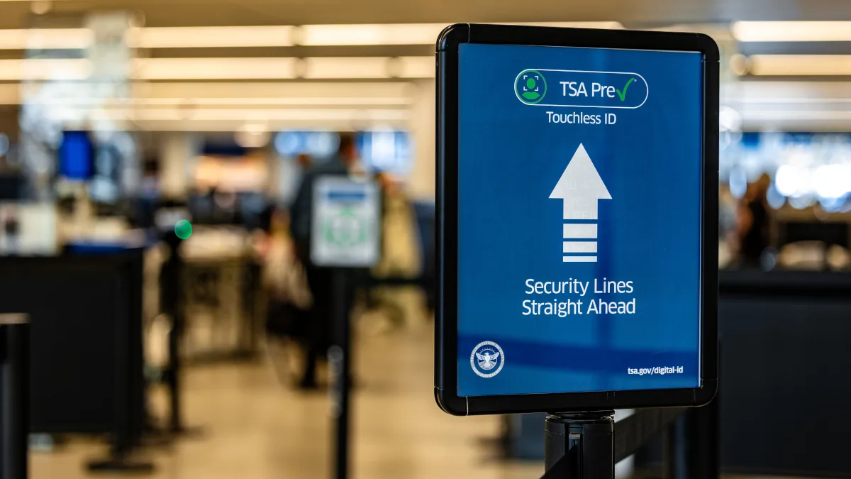 1134849fde7e-Touchless_ID_Charlotte-international-Airport Touchless ID Charlotte international Airport