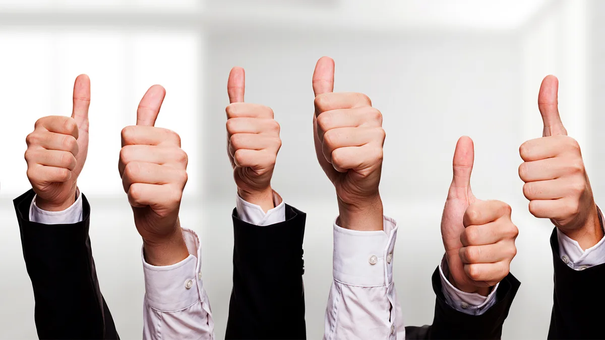 Daumen hoch Foto iStock Fotogestöber Daumen hoch Foto iStock Fotogestöber.jpg