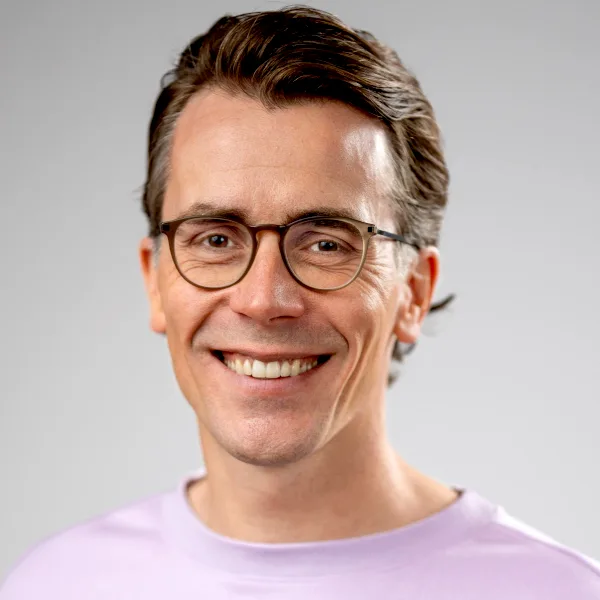 Wimmer Johannes TV-Moderator Autor Arzt Foto Pflege ABC.jpg