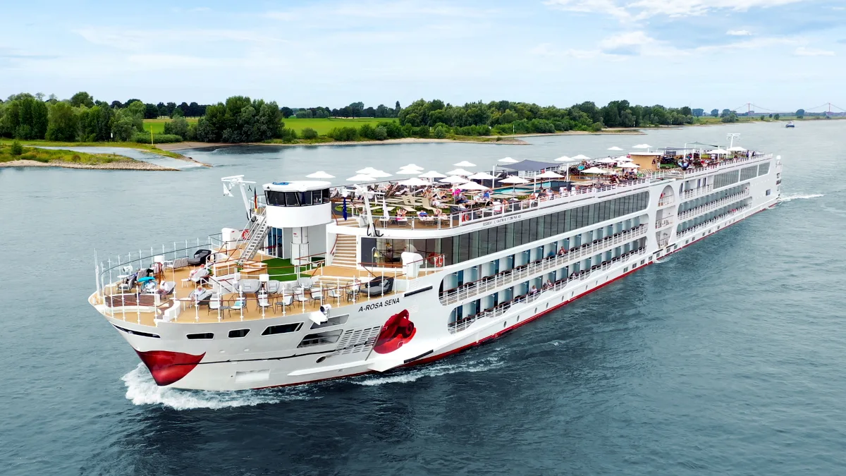 094a9410e95f-SCHIFF_A-ROSA-SENA SCHIFF_A-ROSA SENA.jpg