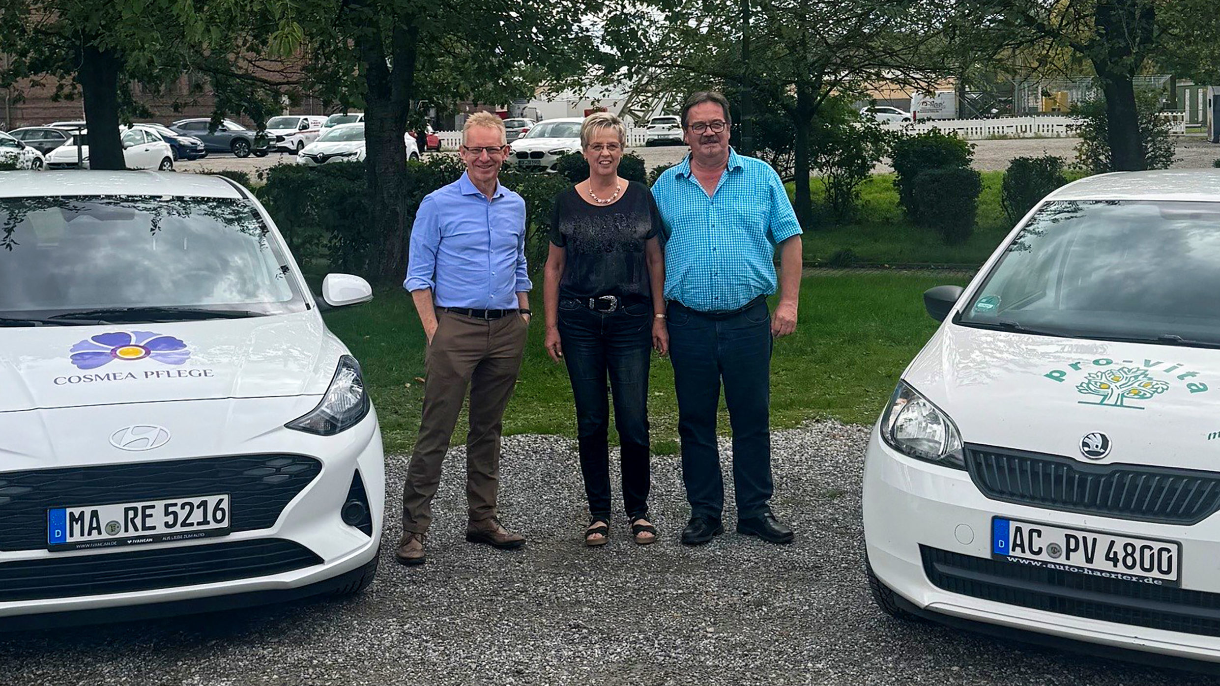 Pro-Vita Günter Maus und Helga Grams mit Cosmea-CEO Tomas Aubell