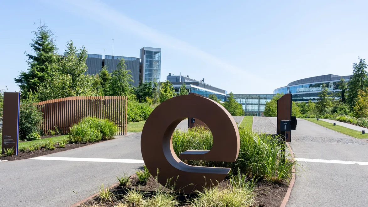 93ab748b62b6-Expedia-Group-Headquarters-Seattle-iStock-JHVEPhoto-2157848157 Expedia Group Headquarters Seattle
