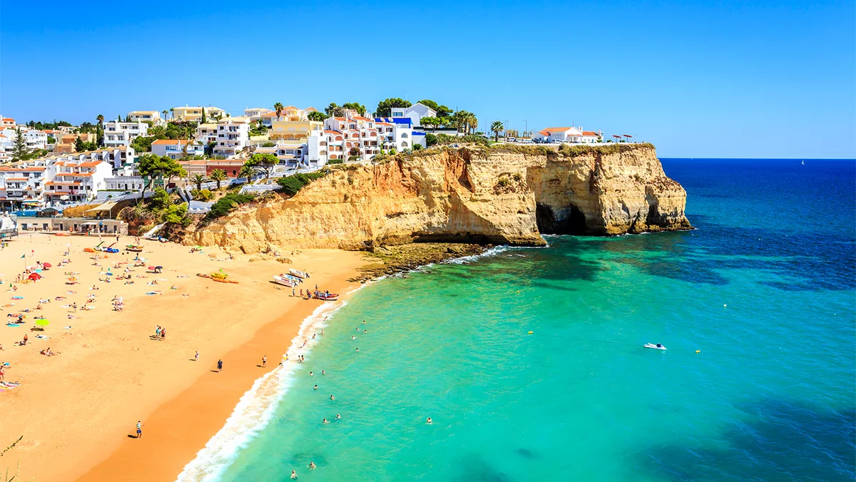 Portugal Algarve Carvoeiro Strand iStock Jacek Sopotnicki Portugal Algarve Carvoeiro Strand iStock Jacek Sopotnicki.jpg