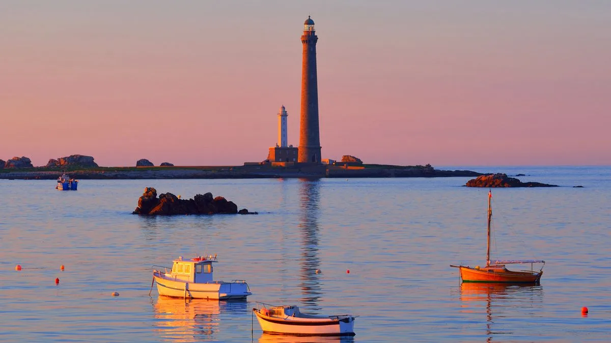 6d0c4ad61e6e-Bretagne-Leuchtturm-Ile-Vierge-Foto-iStock-Aleksey-Stemmer Bretagne Leuchtturm Ile Vierge Foto iStock Aleksey Stemmer